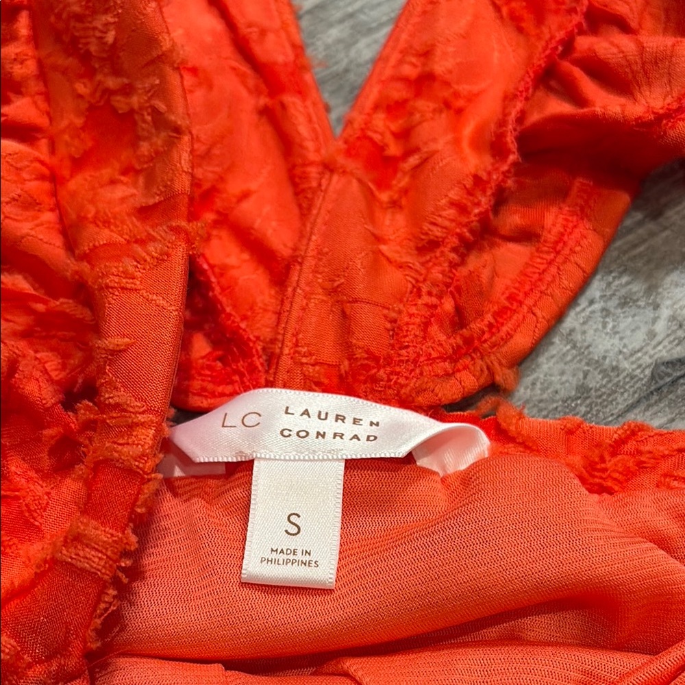 LC Lauren Conrad Ruched Flutter Sleeve Tank Top - Picture 4 of 6